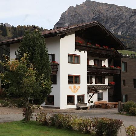 Garni Tramans Bed & Breakfast Selva di Val Gardena Exterior foto